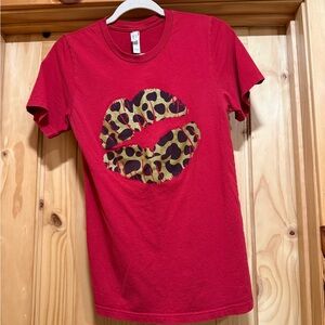 Red Graphic Lip Print Tee